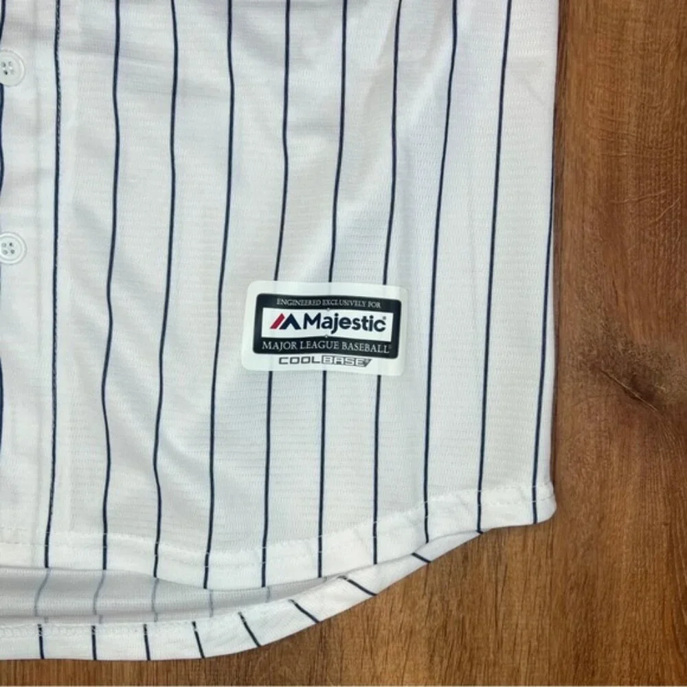 NWT Majestic MLB GENUINE MERCHANDISE COOL BASE Yankees #24 SANCHEZ Jersey MEDIUM
